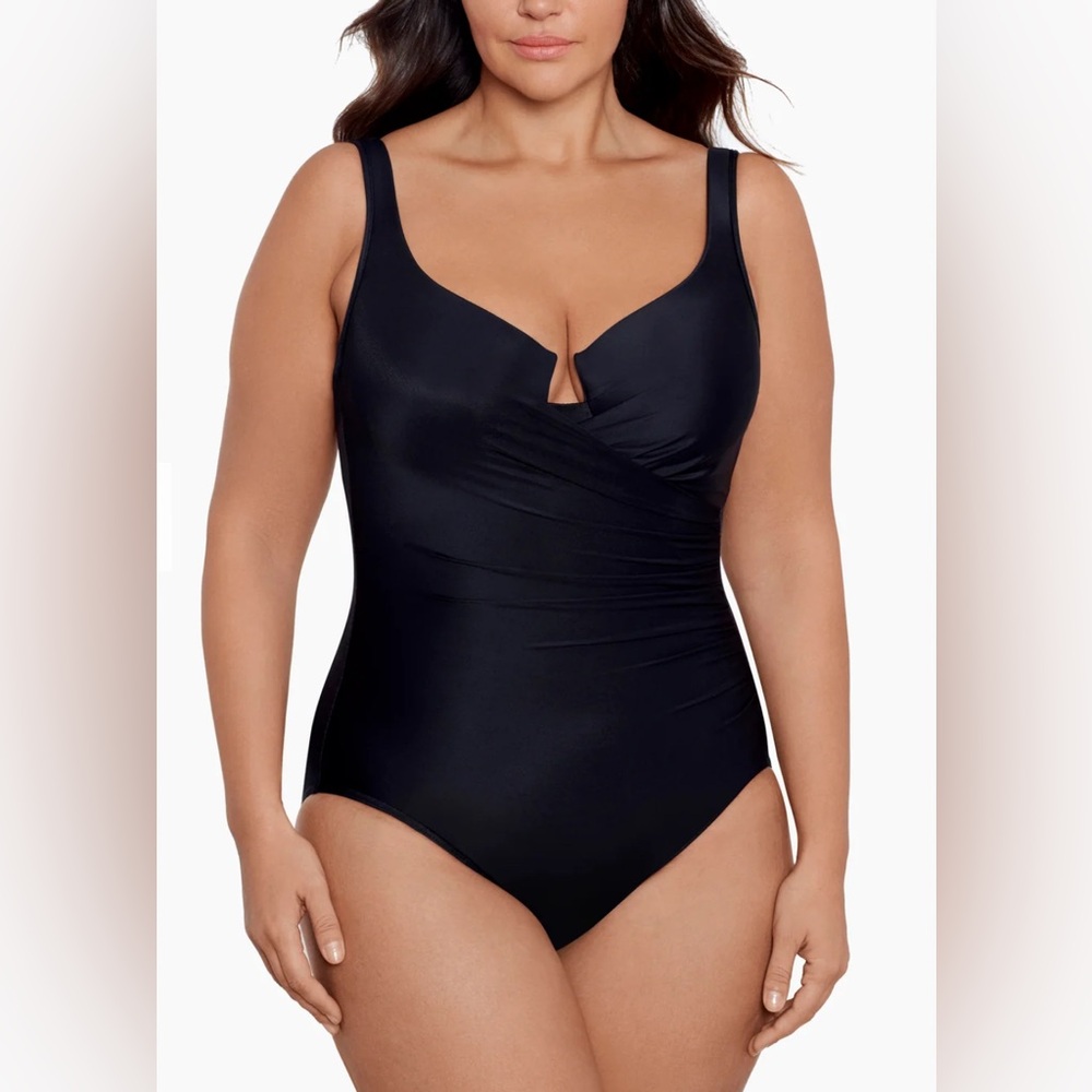 Miraclesuit Plus Size Escape One Piece in Black Size 24W New